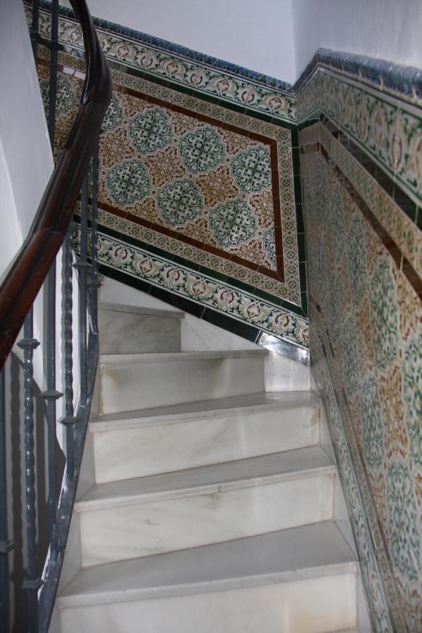 סביליה Apartamentos En La Plaza Dona Elvira, 7 מראה חיצוני תמונה