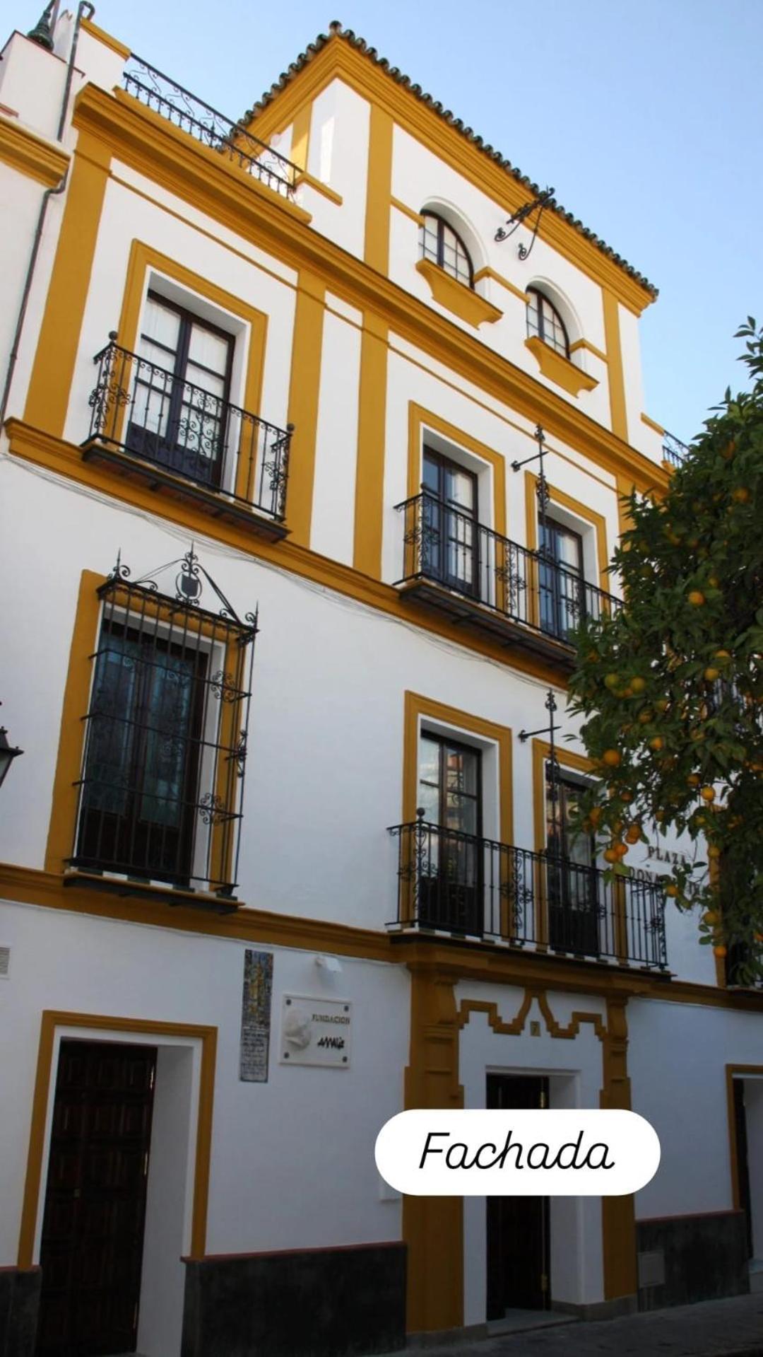 סביליה Apartamentos En La Plaza Dona Elvira, 7 מראה חיצוני תמונה